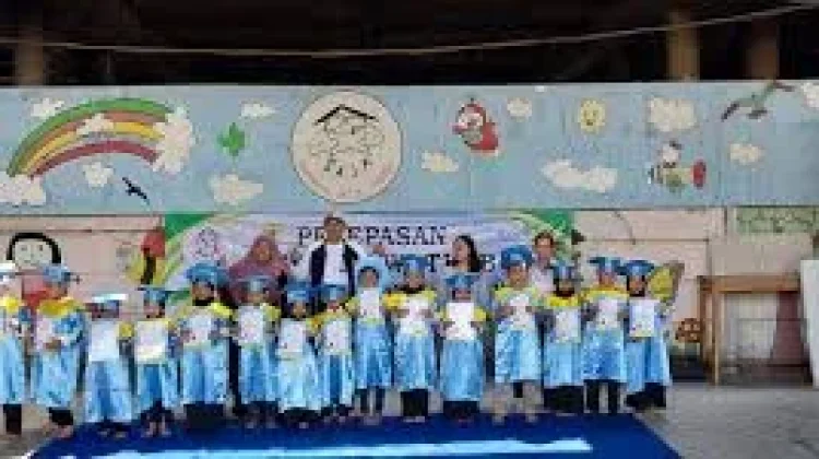 'Sekolah Saja' Tak Lagi Cukup bagi Generasi Alpha