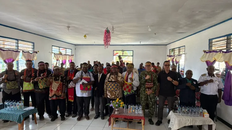 Gubernur Buka Sidang Majelis GPKAI Kebar Timur, Serap Aspirasi Warga