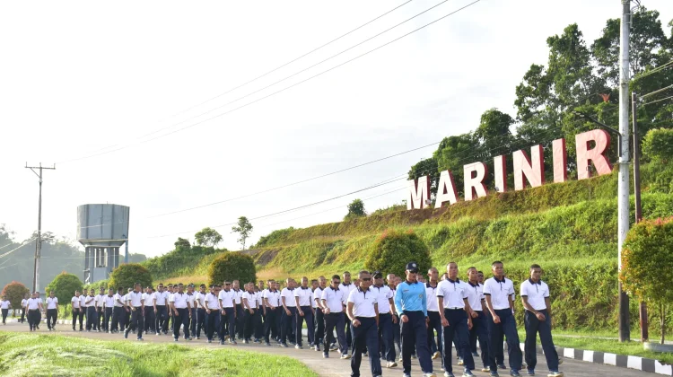 Jumat Ceria Penuh Semangat, Denmako Pasmar 3 Wujudkan Prajurit Sehat dan Siap Tugas