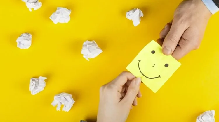 Toxic Positivity: Selalu Bahagia itu Nggak Sehat