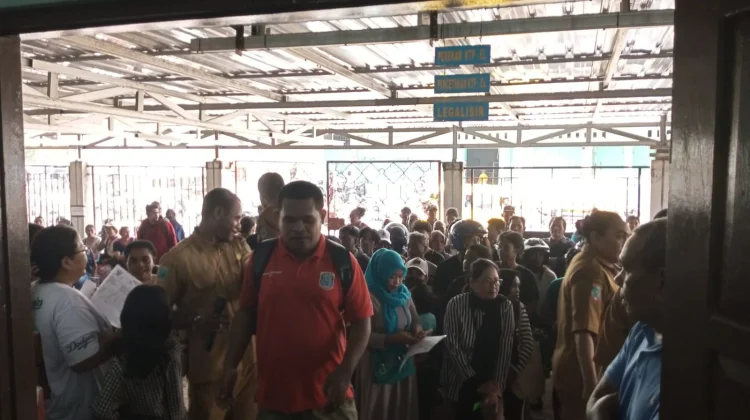 Disdukcapil Kota Sorong Kembali Cetak KTP, setelah 8 Bulan Terhenti