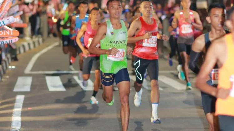 Pulau Dewata Jadi Saksi, Atlet Pasmar 3 Tampil Maksimal di Kemala Run 2026