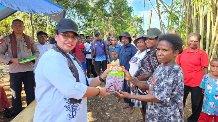 Bupati Sorong Selatan Instruksikan Dinas Teknis Perhatikan Masyarakat Petani