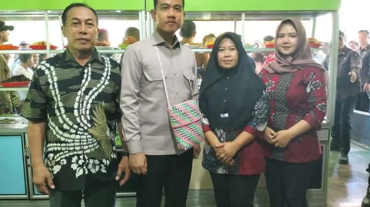 Cerita Rumah Makan Sederhana di Raja Ampat, Disambangi Jokowi hingga Wapres Gibran