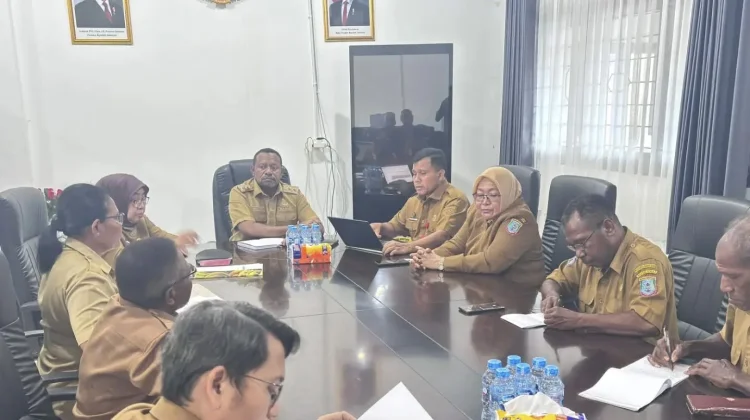 Wagub Papua Barat Daya Evaluasi Penyerapan Dana Otsus 2026 di Diskominfo