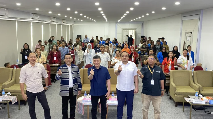 Dorong Pariwisata, Rico Sia Tekankan Kebersihan hingga Panduan Wisata di Sorong