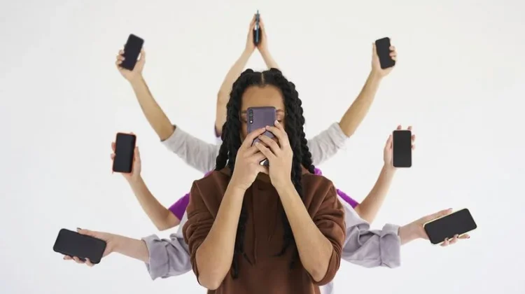 Stop Oversharing di Media Sosial, Ini Dampaknya