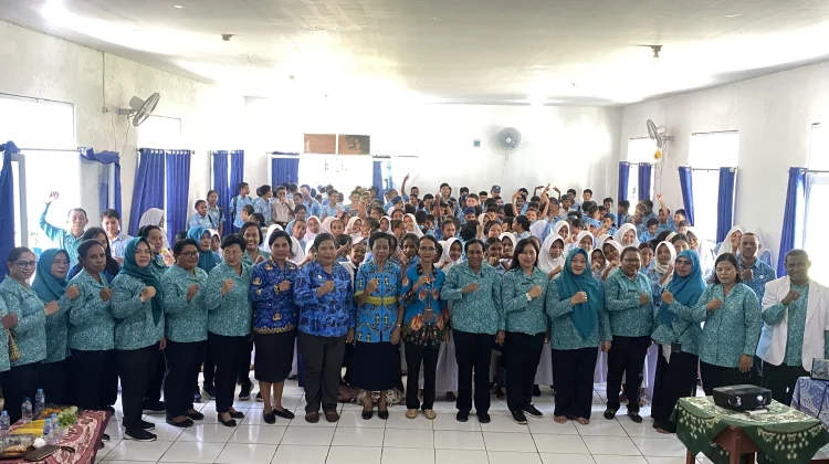 TP PKK PBD Edukasi Pelajar SMP N 8 Dum tentang Bahaya Rokok, Alkohol dan HIV/AIDS