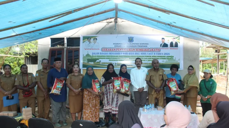 PemKab Sorong Salurkan Bantuan Sembako Gratis jelang Idul Adha