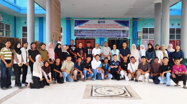Mentor Bahasa Inggris Lokal Lahir di Raja Ampat, Pemkab Siapkan Language Center