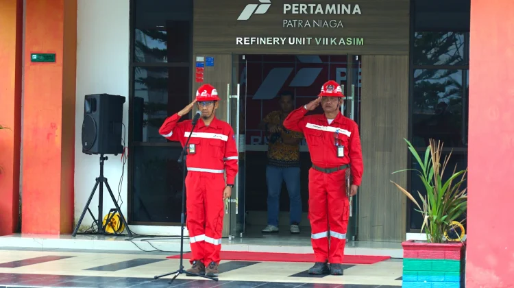 Pertamina Patra Niaga Kilang Kasim Gelar Upacara Hari Kebangkitan Nasional