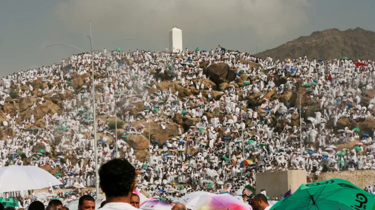 5 Amalan Utama di Hari Arafah yang Perlu Diketahui
