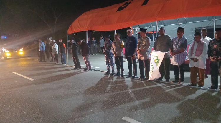 Bupati dan Wakil Bupati Lepas Takbir Keliling Iduladha di Raja Ampat