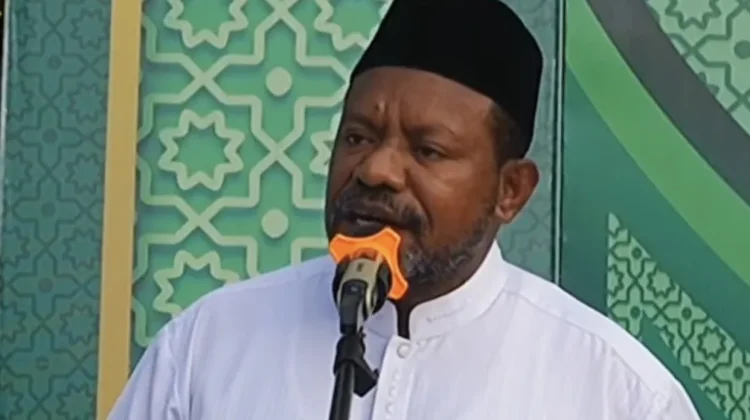 Sampaikan Khotbah Iduladha, Wagub PBD Soroti Peran Ayah dalam Keluarga