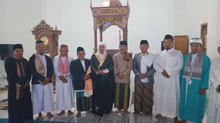 Ribuan Umat Muslim Raja Ampat Salat Iduladha, Khotib Ingatkan  Soal Persaudaraan