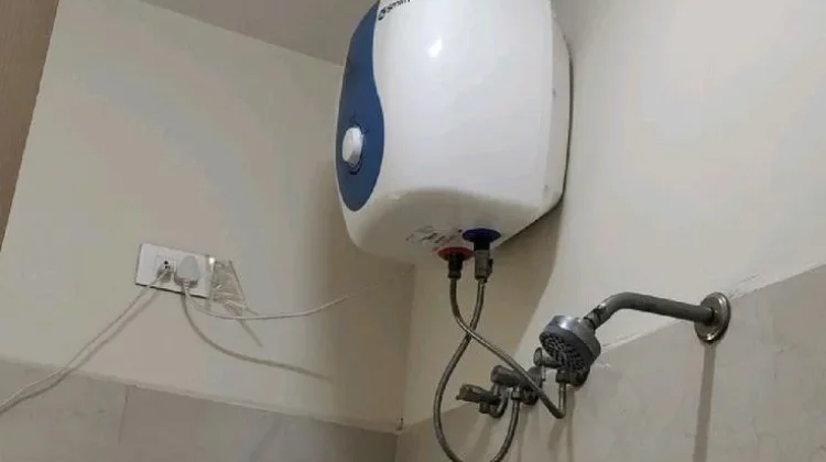 Waspadai Risiko Kesetrum, Begini Penjelasan Bahaya Water Heater Listrik