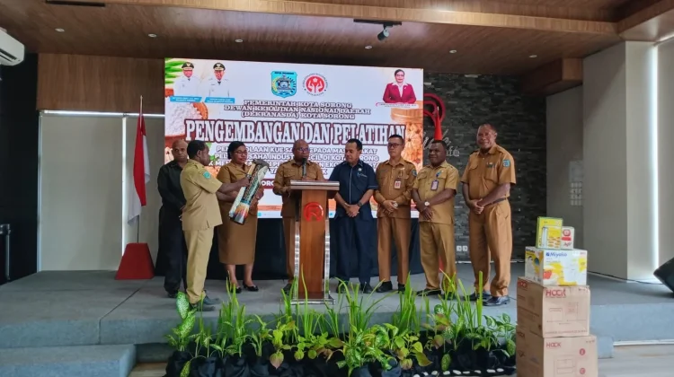 Dekranasda Kota Sorong Latih 60 Mama Papua Kembangkan Usaha Olahan Sagu