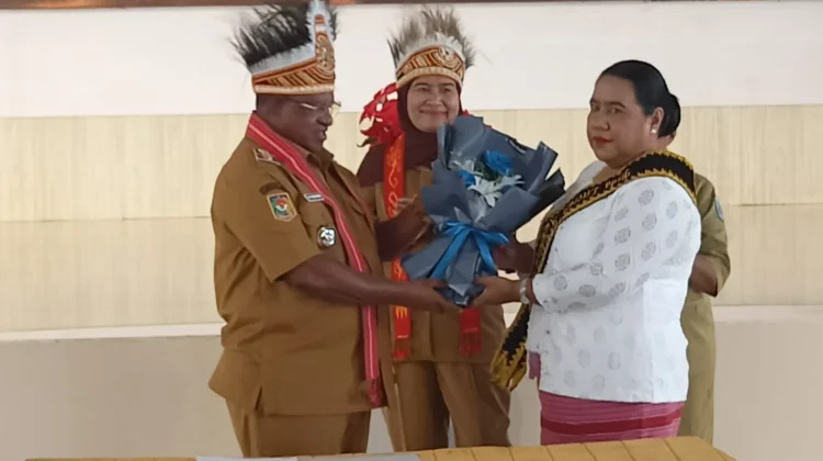 Bunda Literasi Maybrat Resmi Bertugas, Pemprov PBD Dukung Pengembangan Literasi