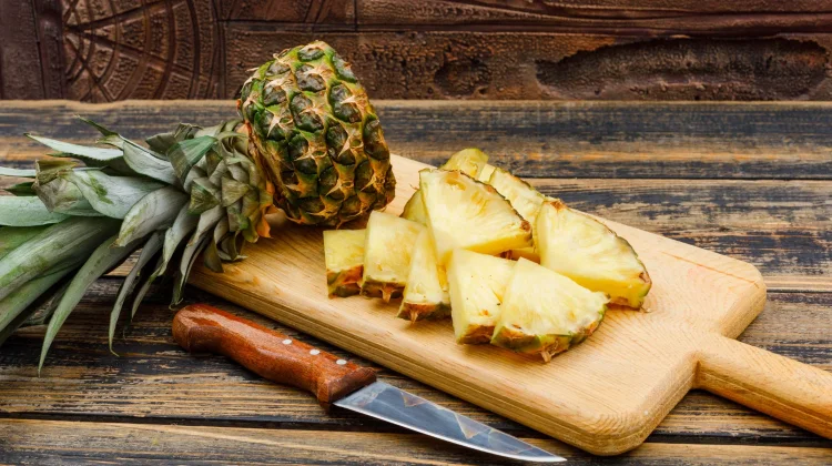 Jangan Asal Makan Nanas Bersama Makanan Ini