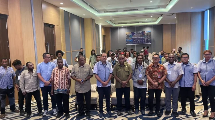 Perkuat SDM Pariwisata, Pemprov Papua Barat Daya Sertifikasi 40 Pemandu Wisata OAP