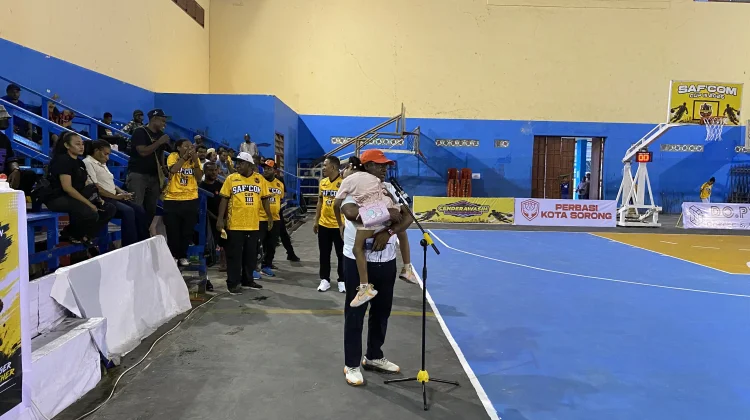 Tak Hanya Sepak Bola, SAF’COM Kini Garap Pembinaan Basket