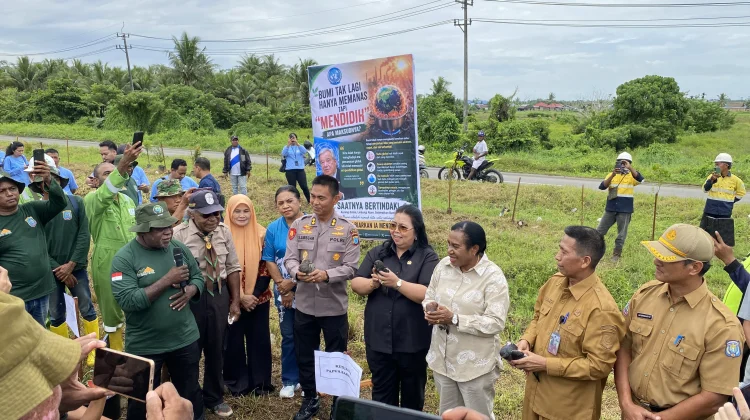 tanpa Bergantung DPA, DLH PBD Sebut Gerakan Tanam 5.000 Pohon Libatkan Banyak Pihak