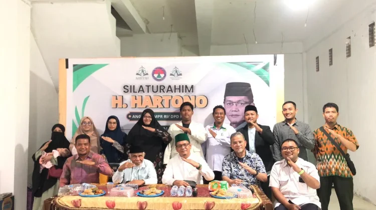 Senator DPD RI - Hartono Silaturahim Bersama Guru SMPIC di Kota Sorong