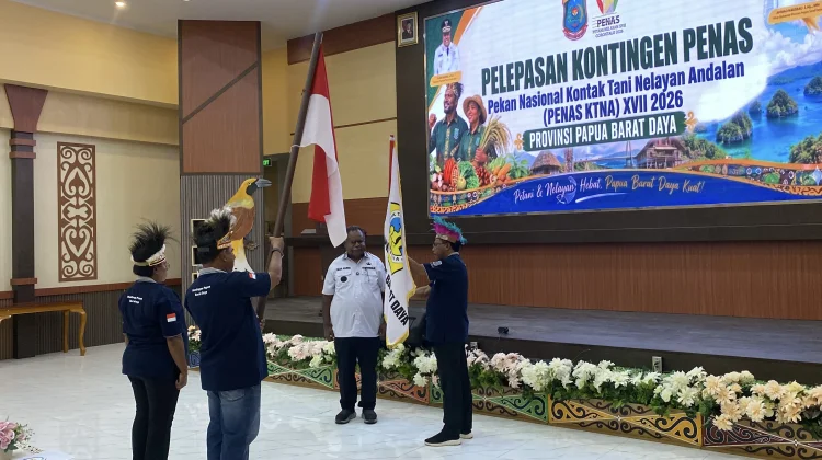 Gubernur Minta Kontingen PENAS KTNA Promosikan Budaya dan Produk Unggulan PBD