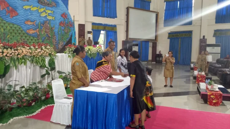 Penamatan Serentak 378 Siswa, Bunda PAUD Raja Ampat Tekankan Pendidikan Karakter