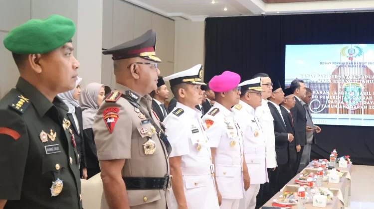 Wakapolda PBD Hadiri Rapat Paripurna Penyerahan LHP LKPD