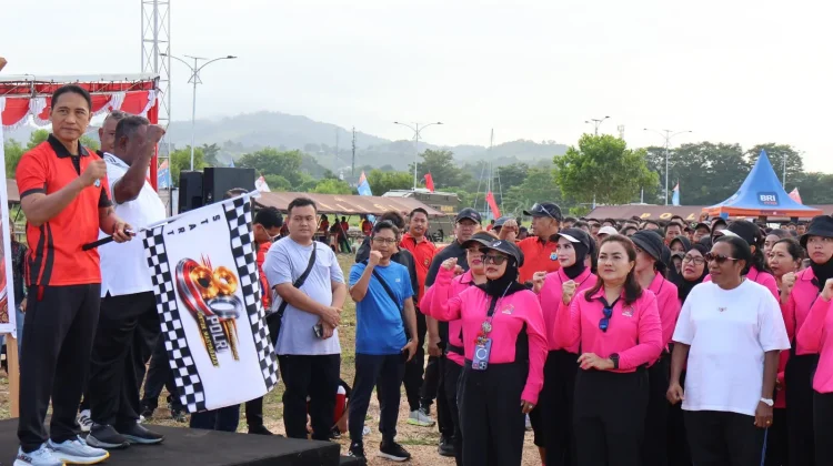 Kapolda PBD Pimpin Jalan Santai dan Olahraga Bersama Meriahkan Hari Bhayangkara