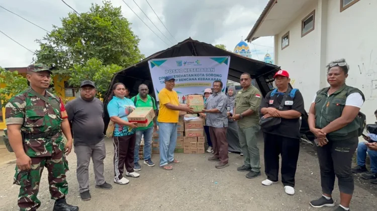 Dinkes PBD Salurkan Bantuan, Pastikan Kesehatan Korban Kebakaran Klademak II