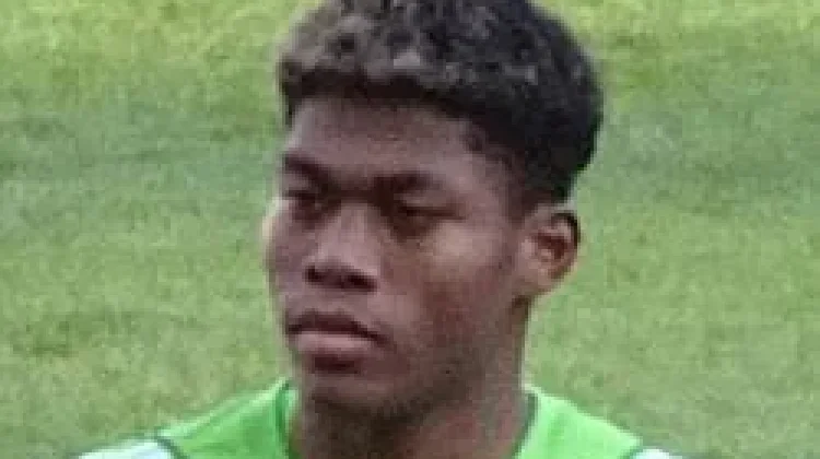 Tampil Apik di Piala Dunia, Kiper Jepang Zion Suzuki Dilirik Klub EPL