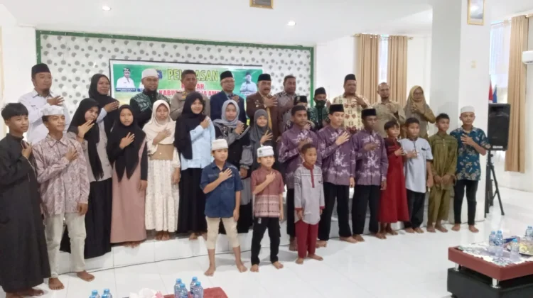 Wakil Bupati Lepas Kafilah MTQ Raja Ampat  Berlomba di Tingkat Provinsi