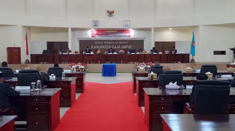 Gelar Paripurna LKPD, DPRK Raja Ampat Minta Pemkab Tindaklanjuti Rekomendasi BPK