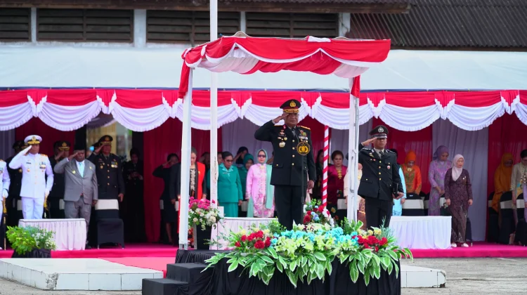 Wakapolda Papua Barat Daya Pimpin Upacara Hari Bhayangkara ke-80
