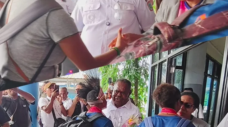 Juara II Umum Nasional, Gubernur Papua Barat Daya Sambut Kontingen Pesparawi