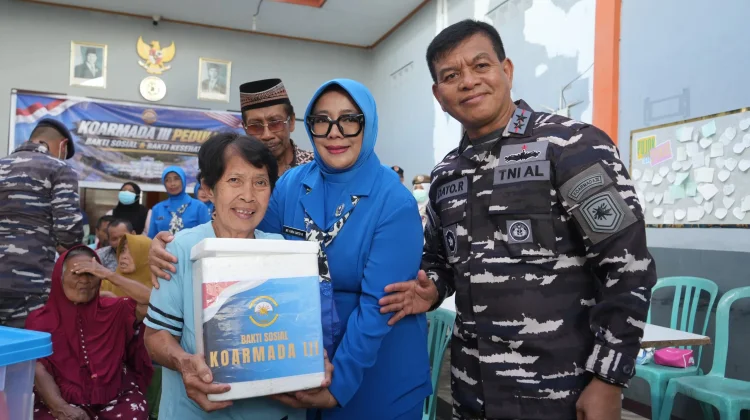 Koarmada III Peduli, Kunjungi Panti Asuhan Muhammadiyah Aimas dan Griya Lansia