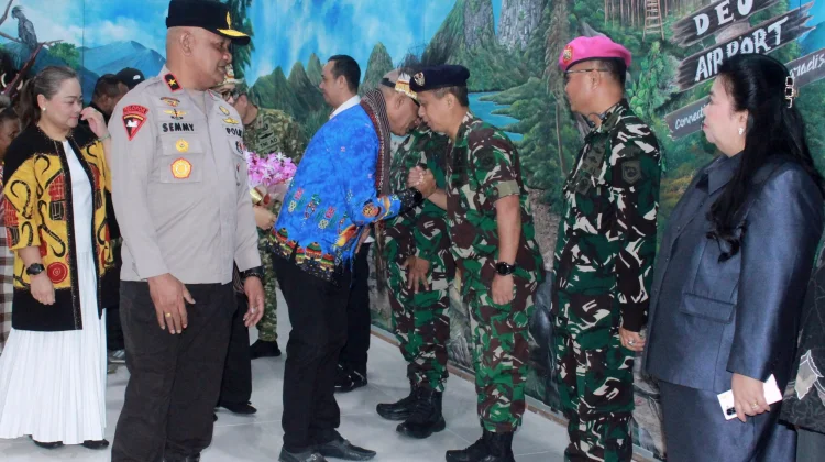 Koarmada III Turut Hadir Penyambutan Kapolda PBD