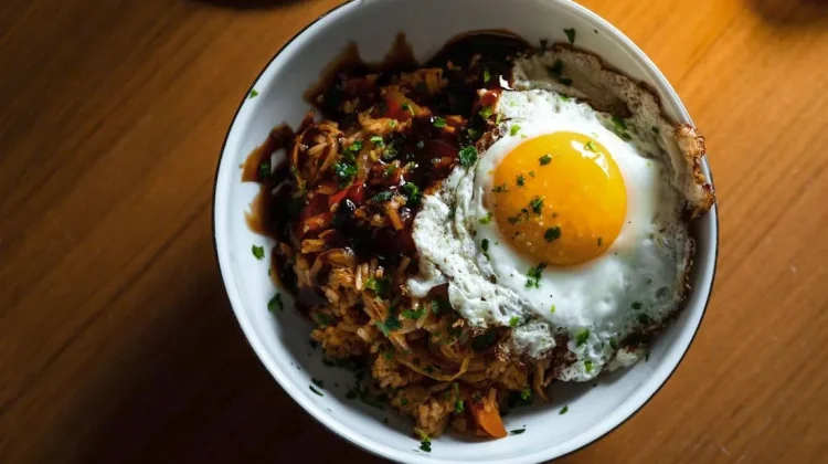 Menu Andalan Anak Kos yang Murah dan Mengenyangkan