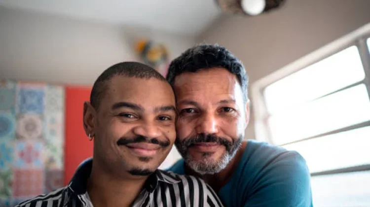 Homoseksualitas dan Faktor yang Memengaruhinya: Apa Kata Ilmu Pengetahuan