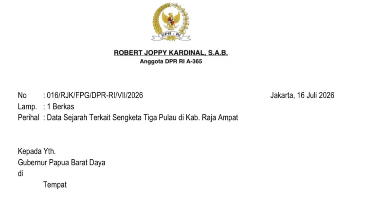 RJK Serahkan Data Sejarah Sengketa Tiga Pulau Raja Ampat ke Gubernur PBD