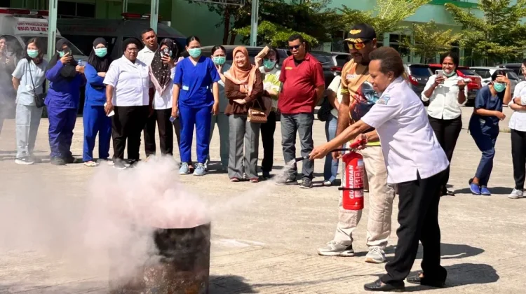 RSUD Sele Be Solu Bekali Pegawai Hadapi Bencana Kebakaran