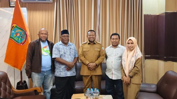 WaGub Ahmad Nausrau Terima Audiensi BADKO MMP Papua Barat dan Panitia Musda MMP PBD