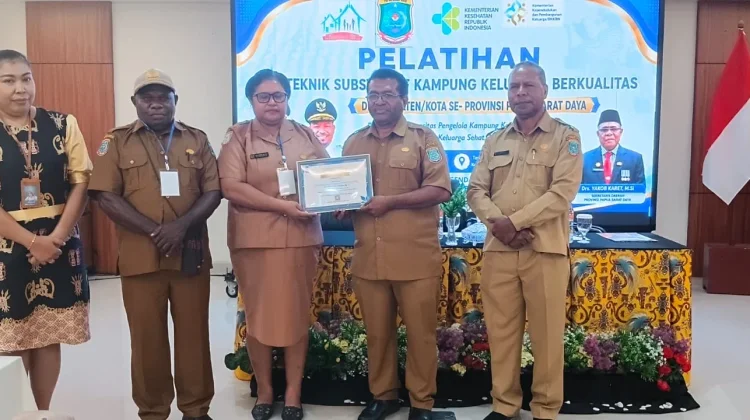 Latih 30 Pengelola Kampung KB, Dinkes PBD Siapkan Garda Terdepan Pelayan Keluarga
