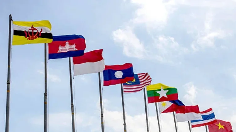 Vietnam Resmi Bergabung ASEAN 28 Juli 1995: Tonggak Integrasi Asia Tenggara
