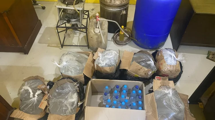 Satresnarkoba Polresta Sorong Kota Ungkap Tempat Produksi Miras Lokal