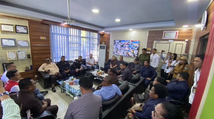 DPRK Sorong Kawal Penanganan Antrean BBM, Pertamina Jamin Pasokan Mencukupi