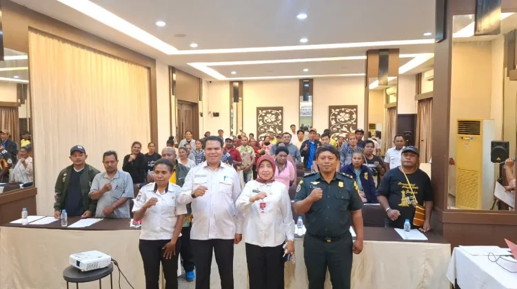 DKP Papua Barat Daya Sosialisasi Perda Pajak dan Retribusi ke Pedagang Perikanan