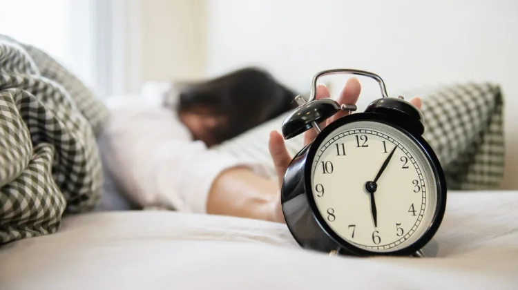 Berapa Jam Tidur Ideal Orang Dewasa Setiap Malam